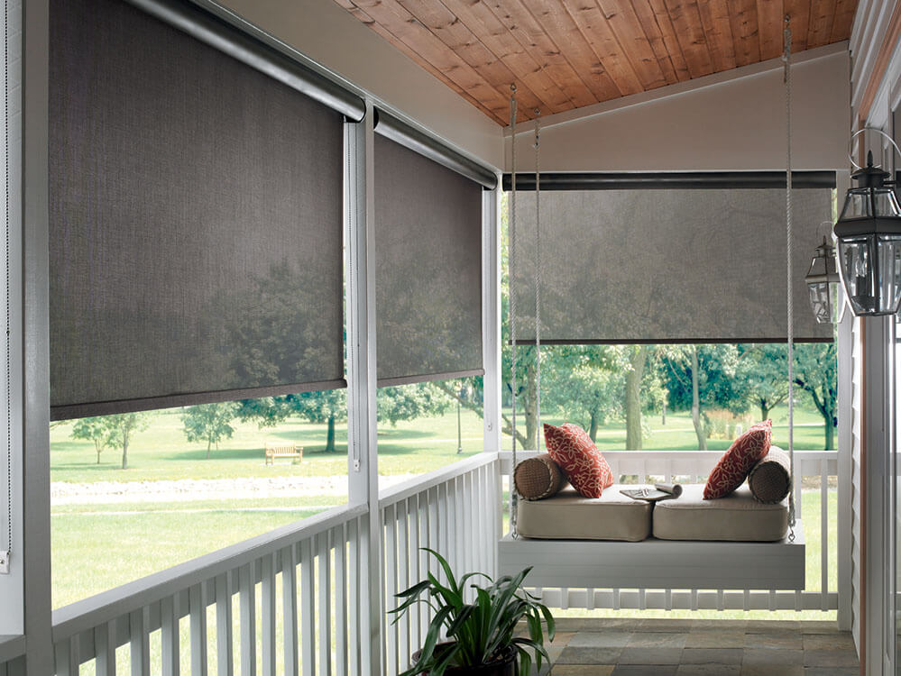 ROLLING SUN SHADE FOR PATIO