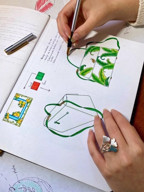Diseñado y hecho a mano