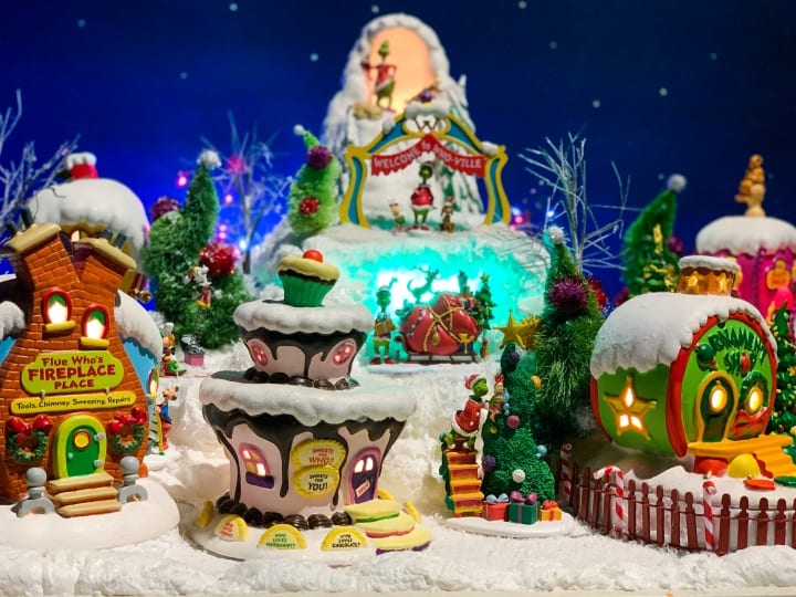 Yankee Candle Christmas Shop Dr. Seuss Grinch village