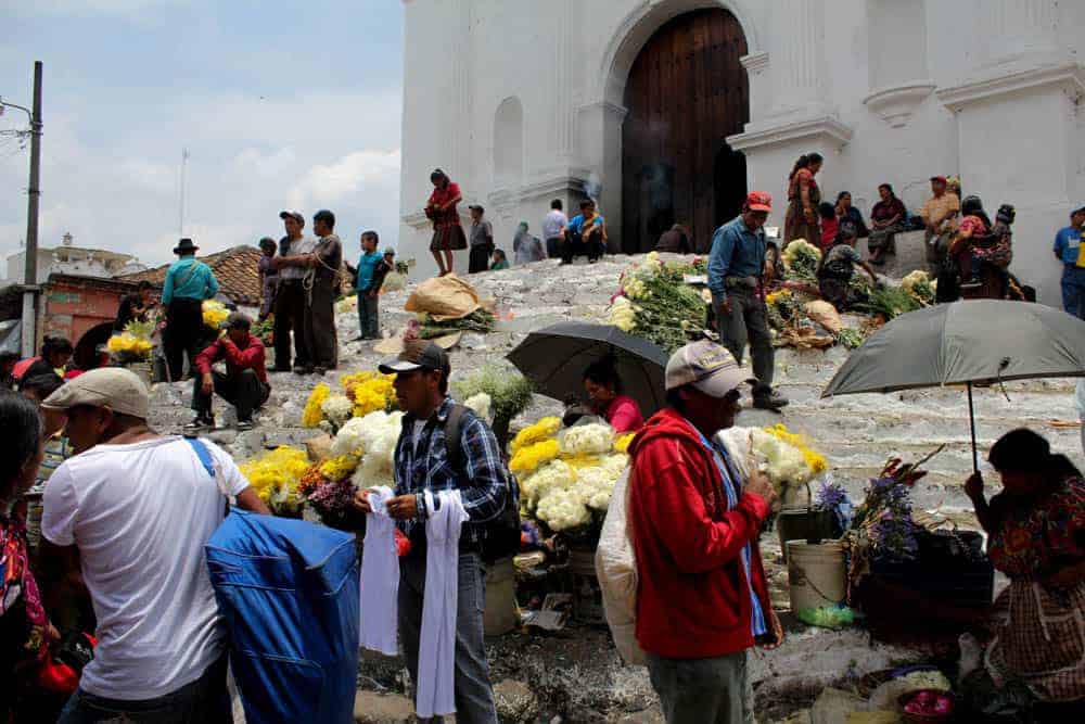 Traveling Guatemala – Of Maya Ruins, Colonial Cities and Volcanoes 33 Traveling Guatemala – Chichicastenango
