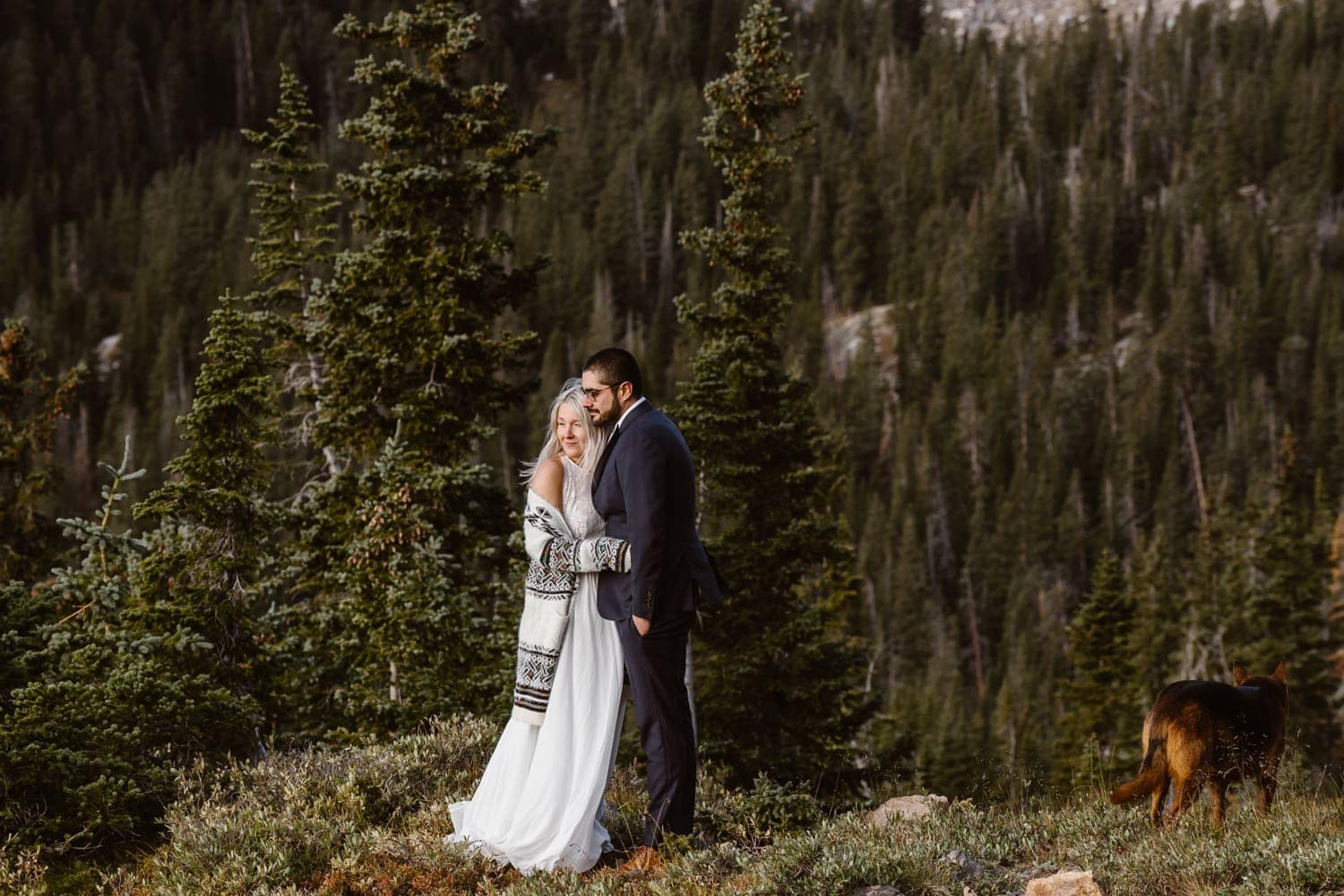 Eloping With Family - Colorado Elopement