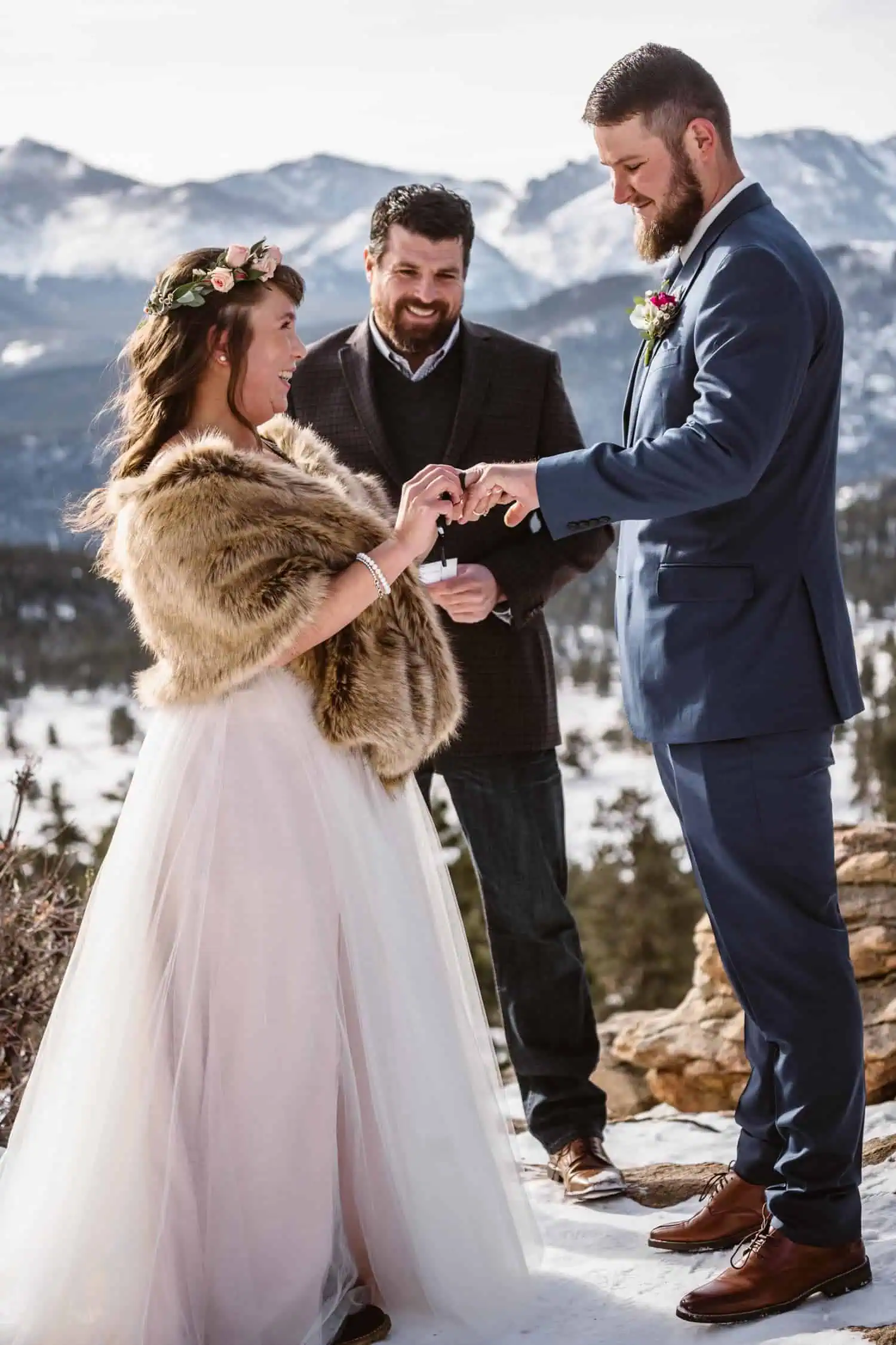 3m Curve Elopement Vow Ceremony Ring Exchange