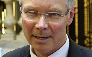 Is There a Lawyer in the House? Plenty, actually 6 David Parker LawFuel