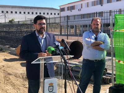Dan comienzo oficialmente las obras de construcción del paso inferior en la zona de Hytasa de Lora del Río 1 IMG 20200615 WA0001 min