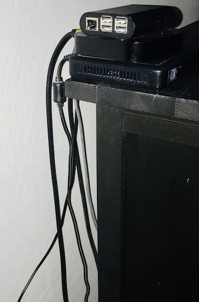 Cable Storage Idea: Messy Cables Before Using a Cable Wrap