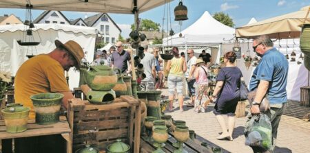 Märkischer Bote Markttreiben in Burg