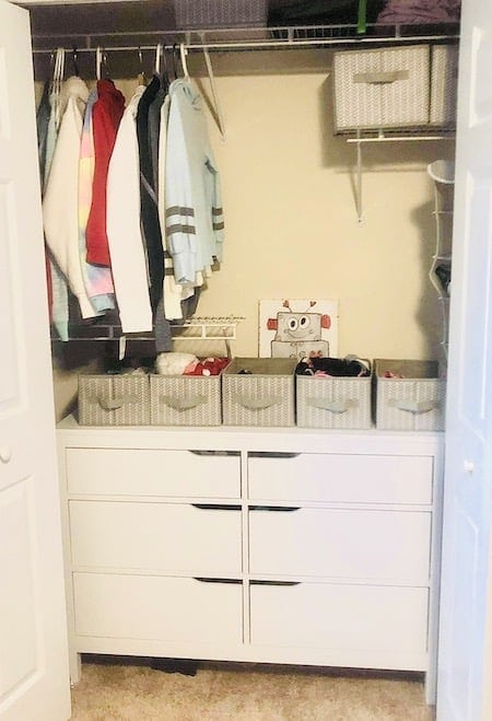 Organize a teen's room: