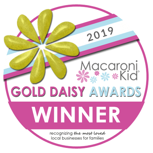 WINNER_DaisyBadge_2019 Gold Daisy award badge