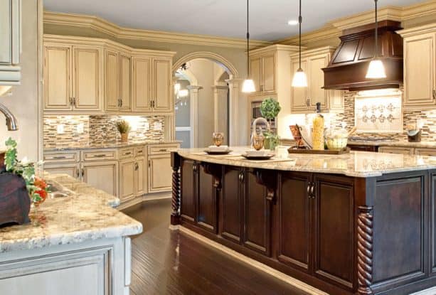 17 Best Antique White Cabinets Combinations For Most Fascinating