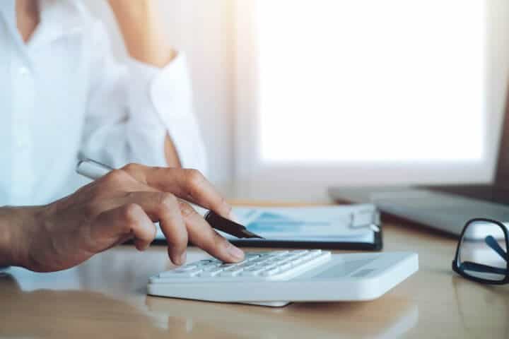 Como fazer a gestão financeira de uma franquia de crédito