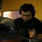 thay-chu-anh-long-day-guitar-long-bien