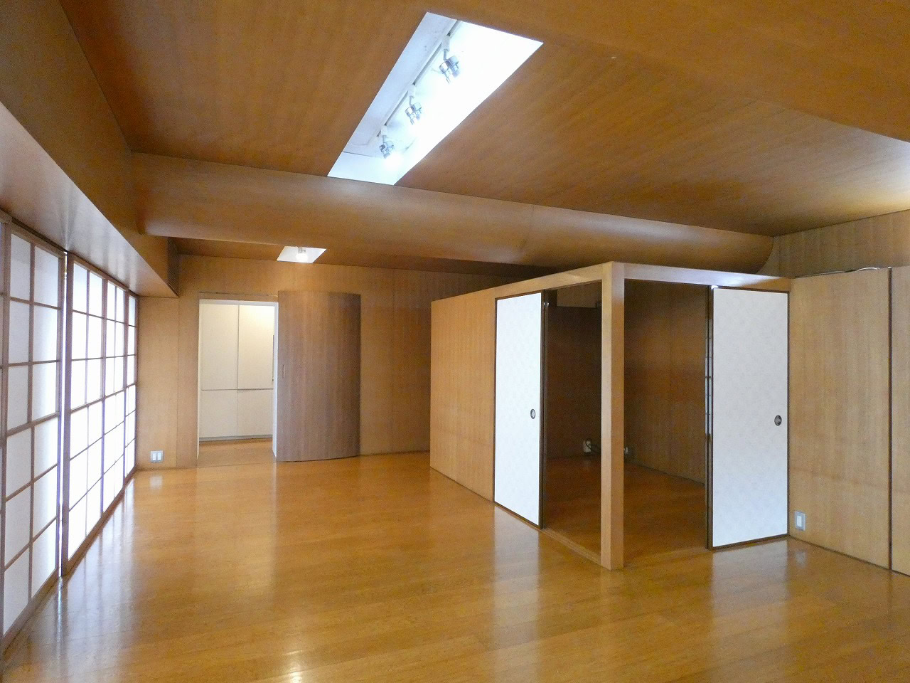 3-4-7 Azabudai, Minato-ku, Tokyo