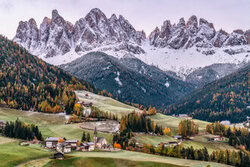 Achim Thomae, Autunno in Val di Funes Alto Adige