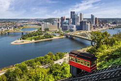 Melanie Viola, Pittsburgh Skyline with Duquesne Incline - United States, North America)