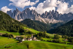 Achim Thomae, Sommer im Villnösstal in Südtirol - Italien, Europa)