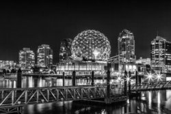 Melanie Viola, Impressive nightscape from Vancouver | Monochrome