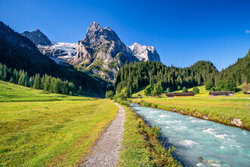 Fotokunst von Achim Thomae: malerische Gletscherlandschaft in der Schweiz