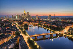 Michael Valjak, Frankfurter Skyline am Abend