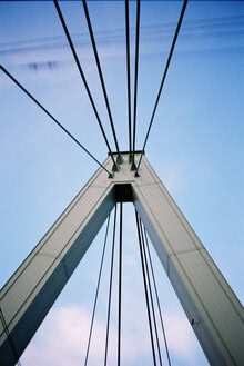 Wandbild von Ben Hammer: analoge Fotografie der Severinsbrücke in Köln