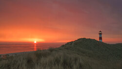 Photo art by Achim Thomae: sunrise over the Sylt coastline with soft colors.
