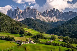 Poster by Achim Thomae: summer Dolomite landscape in Villnöss Valley