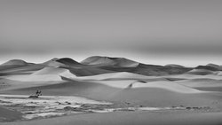 Fotokunst von Dennis Wehrmann: ruhige Dünenlandschaft in der Sahara