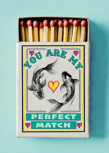 Wall art: Illustration of fish and hearts with a humorous quote
