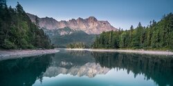 Thomas Junklewitz, Alpine Peaks Reflected in Lake Eibsee