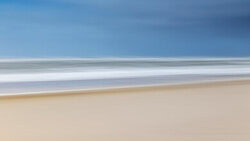 Fotokunst von Holger Nimtz: sanfter Blick auf den endlosen Horizont am Meer