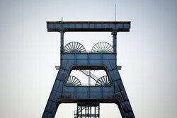 Photo art by Oliver Buchmann: abstract steel structure with geometric shapes