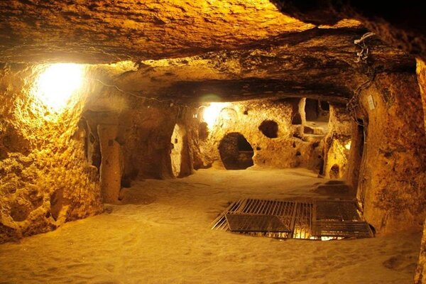 Cu Chi Tunnels
