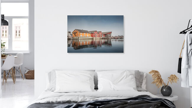 Casas noruegas, Noruega: arte mural de Sebastian Worm en formato póster o impresión sobre vidrio acrílico.