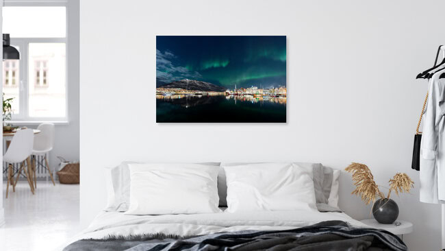 Auroras boreales en Tromsø, Noruega del Norte, Noruega: arte mural de Eva Stadler en formato póster o impresión sobre vidrio acrílico.