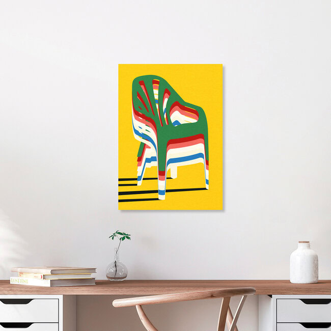 « Pile de chaises en plastique » – Art mural de Rosi Feist, affiche ou impression sur verre acrylique