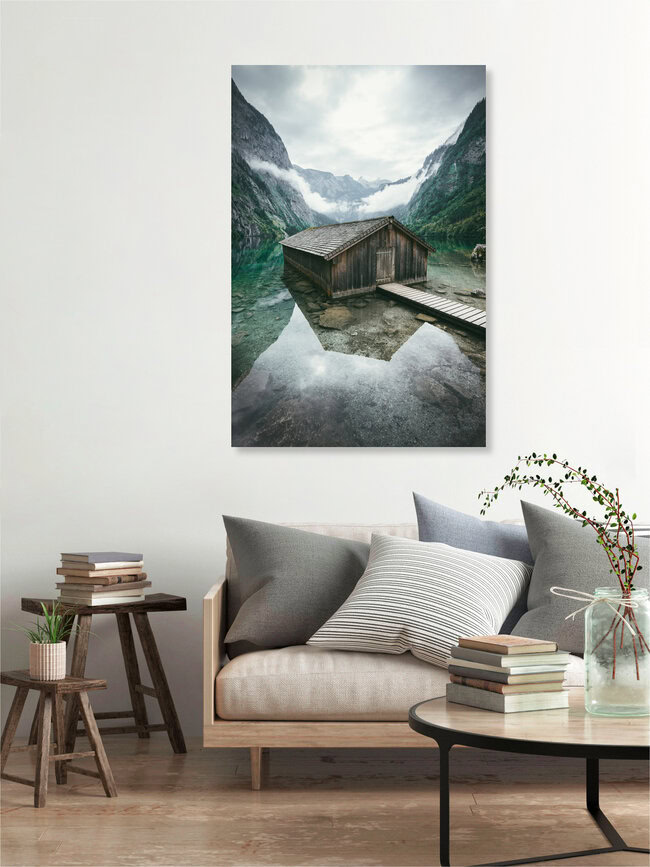 Hangar à bateaux au bord du lac, Allemagne – œuvre d'art de Patrick Monatsberger, affiche ou impression sur verre acrylique