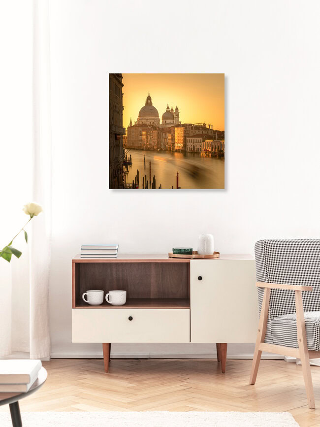 Golden Morning, Italia – opera d'arte di Günther Reissner disponibile come poster o stampa su vetro acrilico