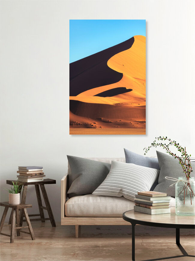 Namibia Sossusvlei Licht und Schatten, Namibia – arte di Jean Claude Castor come poster o stampa su vetro acrilico