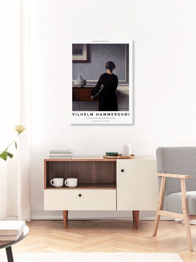 Wandbild 'Vilhelm Hammershøi: Interieur mit Rueckenansicht einer Frau' – Kunst von Art Classics als Poster oder Acrylglasbild
