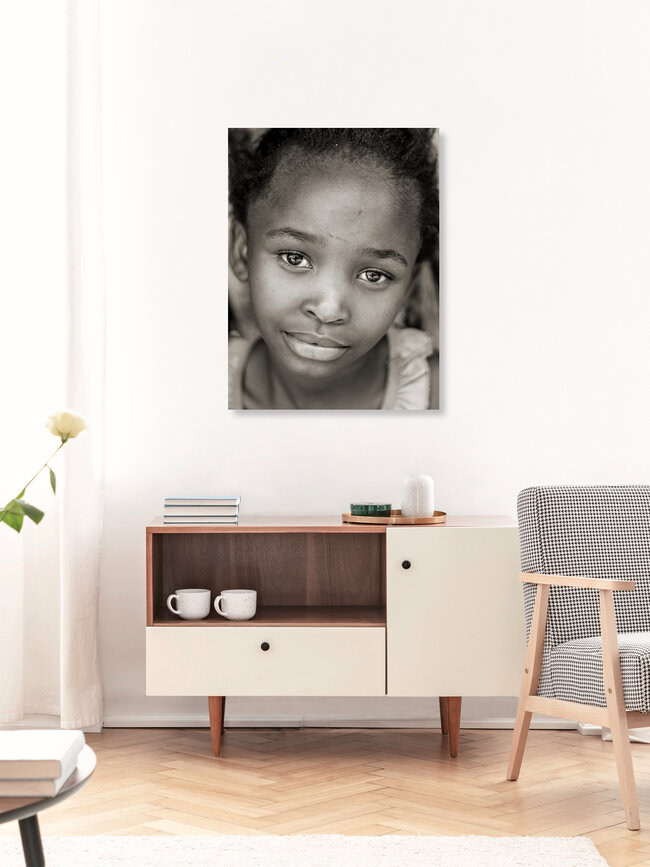 Child of a namibian farmworker, Namibia – Fotokunst von Jörg Faißt als Poster oder Acrylglasbild