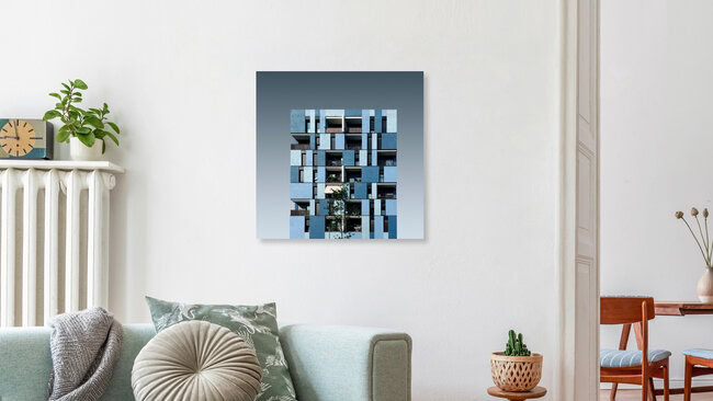 Blue festival, Spanien – Fotokunst von Pau Iglesias als Poster oder Acrylglasbild
