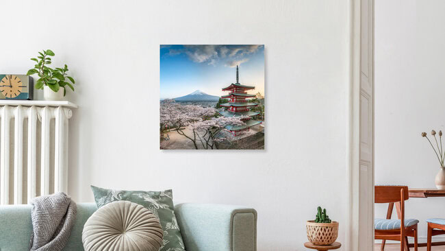 Chureito Pagode und Berg Fuji im Frühling, Japan – Fotokunst von Jan Becke als Poster oder Acrylglasbild