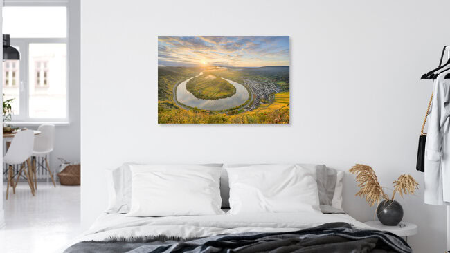 Moselschleife in Bremm, Deutschland – Fotokunst von Michael Valjak als Poster oder Acrylglasbild