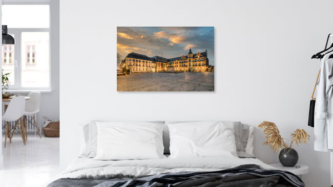 Rathaus und Marktplatz in Düsseldorf, Deutschland – Fotokunst von Michael Valjak als Poster oder Acrylglasbild