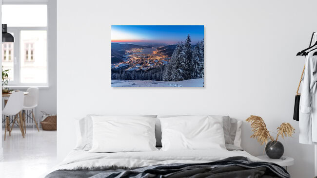Winterabend am Tegernsee in Oberbayern, Deutschland – Fotokunst von Achim Thomae als Poster oder Acrylglasbild
