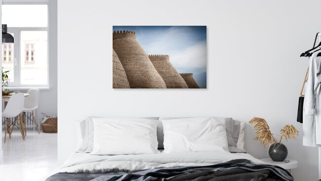Stadtmauer in Buchara, Usbekistan – Fotokunst von Jeanette Dobrindt als Poster oder Acrylglasbild