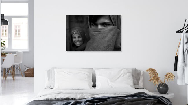 Timid Glance, Afghanistan – Fotokunst von Rada Akbar als Poster oder Acrylglasbild