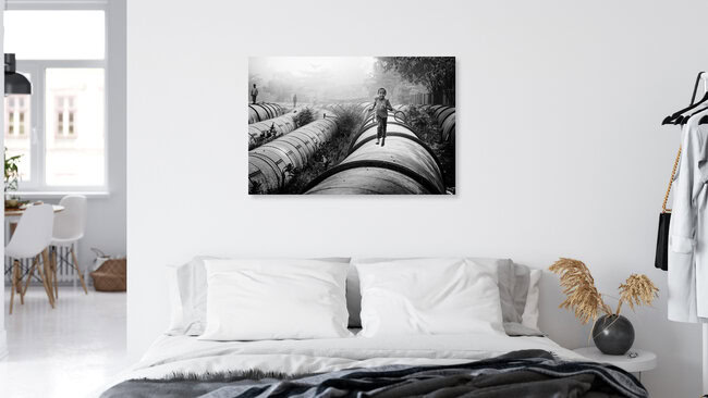 Pipeline of Life, Indien – Fotokunst von Rob van Kessel als Poster oder Acrylglasbild