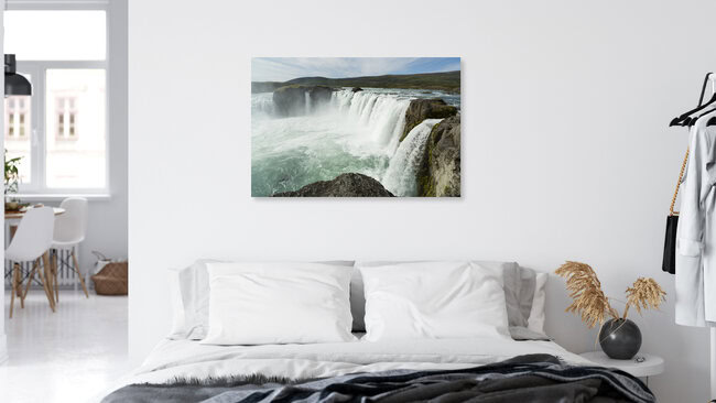 Godafoss, Island – Fotokunst von Jürgen Gross als Poster oder Acrylglasbild