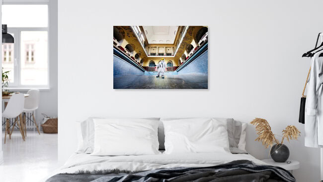 Protestonaut Schwimmbad, Deutschland – Fotokunst von Sophia Hauk als Poster oder Acrylglasbild
