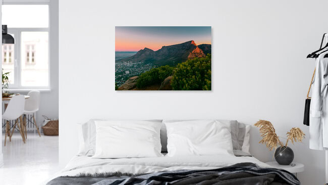 Tafelberg in Kapstadt während des Sonnenuntergangs, Südafrika – Fotokunst von Felix Baab als Poster oder Acrylglasbild